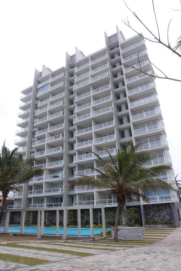 Appartamento Aqua Vista Uswetakeiyawa Esterno foto