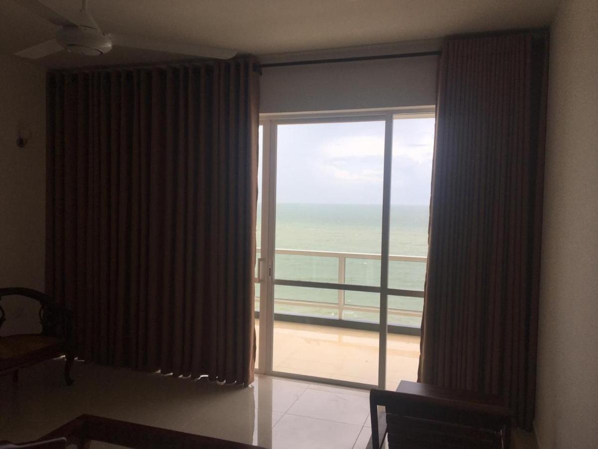 Appartamento Aqua Vista Uswetakeiyawa Esterno foto