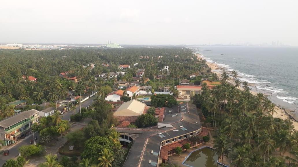 Appartamento Aqua Vista Uswetakeiyawa Esterno foto